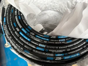 1/4 Inch SAE 100 R1AT Hydraulic Rubber Hose Single Wire Braided High Pressure Hydraulic Oil Pipe for Construction Machinery