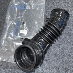 17228 R5A A00 17228R5A A00 Auto Parts Engine Air Intake Hose for Honda CR-V 2.4L L4