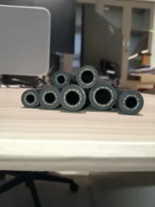 Air Conditioner Large Rubber Water Hose Hydraulic Rubber Hose for a Car Sae J2064 Suppliers Air Conditioning Hose Assemblies