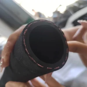 Air-water Rubber Hose Flexible Robust and Durable Suitable for Industrial Cutting