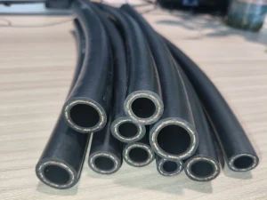 Custom Cutting Service Rubber AC Hose SAE J2064 for Heavy Duty Vehicle Cooling