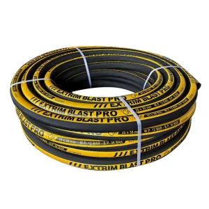 Heavy Duty Abrasion Resistant 1-1/4 Inch Sandblast Hose High Pressure Rubber Sandblasting 300 PSI Surface Cleaning Rust Cutting