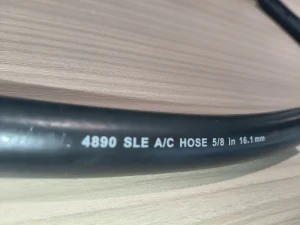 Heavy Duty High Pressure Rubber AC Hose Flexible Air Conditioning Pipe for Truck