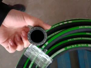 High Quality Chinese Made 45mm Air Rubber Hose Pipe for Compressor 20BAR Customized Color