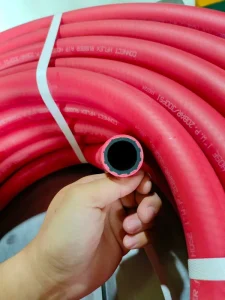 Industrial Multipurpose Red Yellow Rubber Air Water Hose with Smooth Surface -20C to 60C Working Temperature
