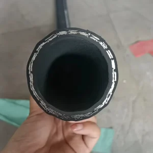 OD61.5 NBR High Pressure Wire Reinforcement Hydraulic Rubber Hose for Oil & Water Cutting Service -40C to +100C
