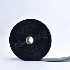 Plastic Layflat Hose Sprinkler Pipe for Agricultural Irrigation 20mm Diameter 100-300mm Outlet Distance Glossy Surface