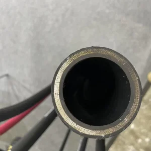 Precision Steel Wire Reinforced Oil Resistant Hydraulic Hose for Custom Hydraulic Equipment Fluid Transfer with Cutting Service