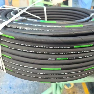 SAE 100R2AT Hydraulic Hose -40C +100C Working Temp Steel Wire Reinforced High Pressure