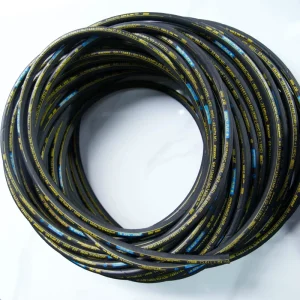 SAE J517/R1AT/R1A/R2AT/R2A/R3/R4/R5/R6/R6CT/R7/R7NON-C Hose -40C to +100C Working Temperature Wall Thickness 5.0/6.0mm