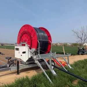 Smart Remote Control Center Pivot Irrigation Machine with Solar Power System